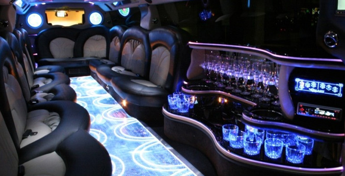 16 seater limo hire